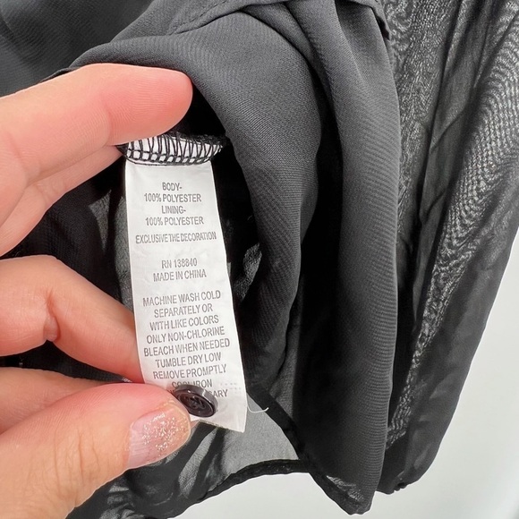 Kidpik Embroidered Black Floral Blouse Girls XXL 16 - Picture 3 of 5